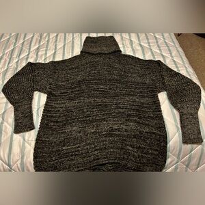 Simply Vera Wang dark gray turtle neck sweater, size M.